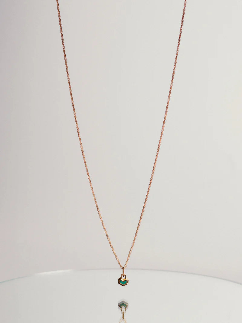Mini Daryl Necklace 22'' Chain - Gold/ Green Malachite